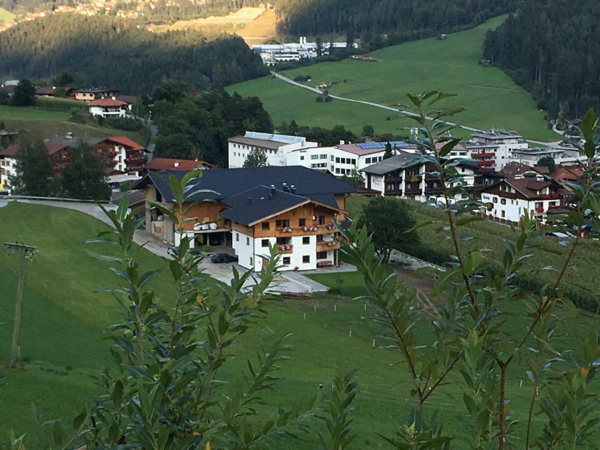 Buttererhof-Apartments Fulpmes Exterior photo